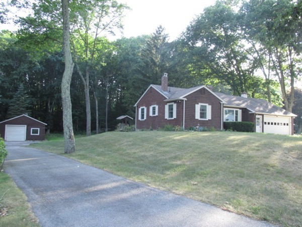 44 Bear Hill Road Merrimac, MA 01860 - Photo 1 of 19 Gallery Image 1