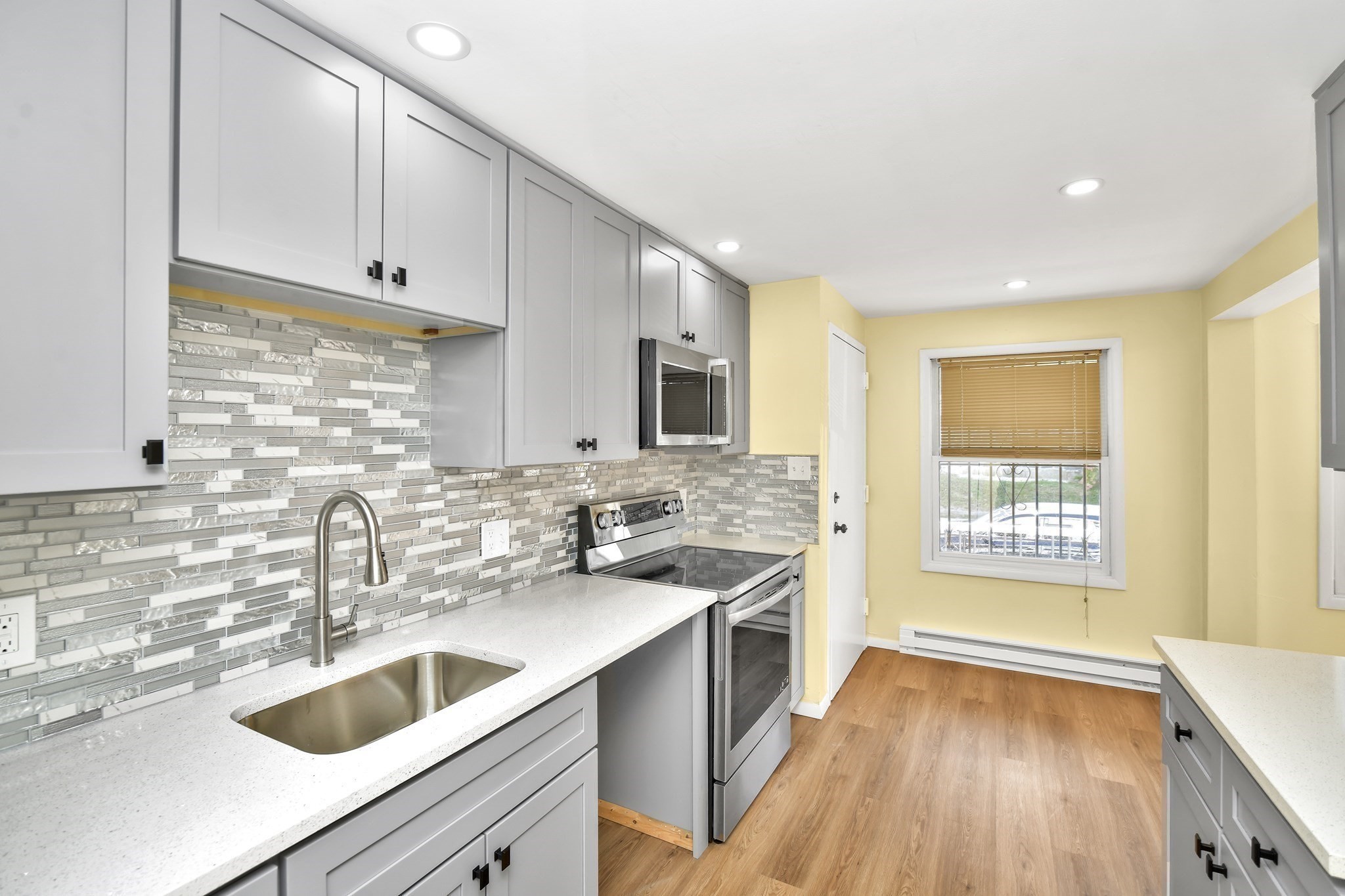 11 Greendale Road, Unit 2 Boston, MA 02126 - Photo 9 of 25 Gallery Image 9