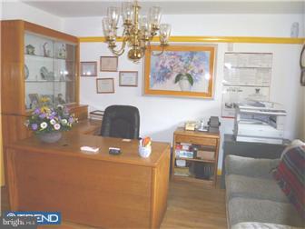 1614 Salem Road Burlington, NJ 08016 - Photo 7 of 12 Gallery Image 7