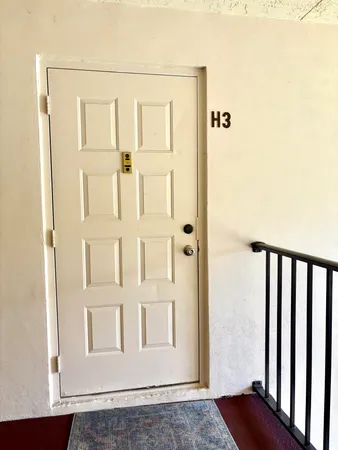 $2,000 | 201 Foxtail Drive, Unit H3, Greenacres, FL 33415