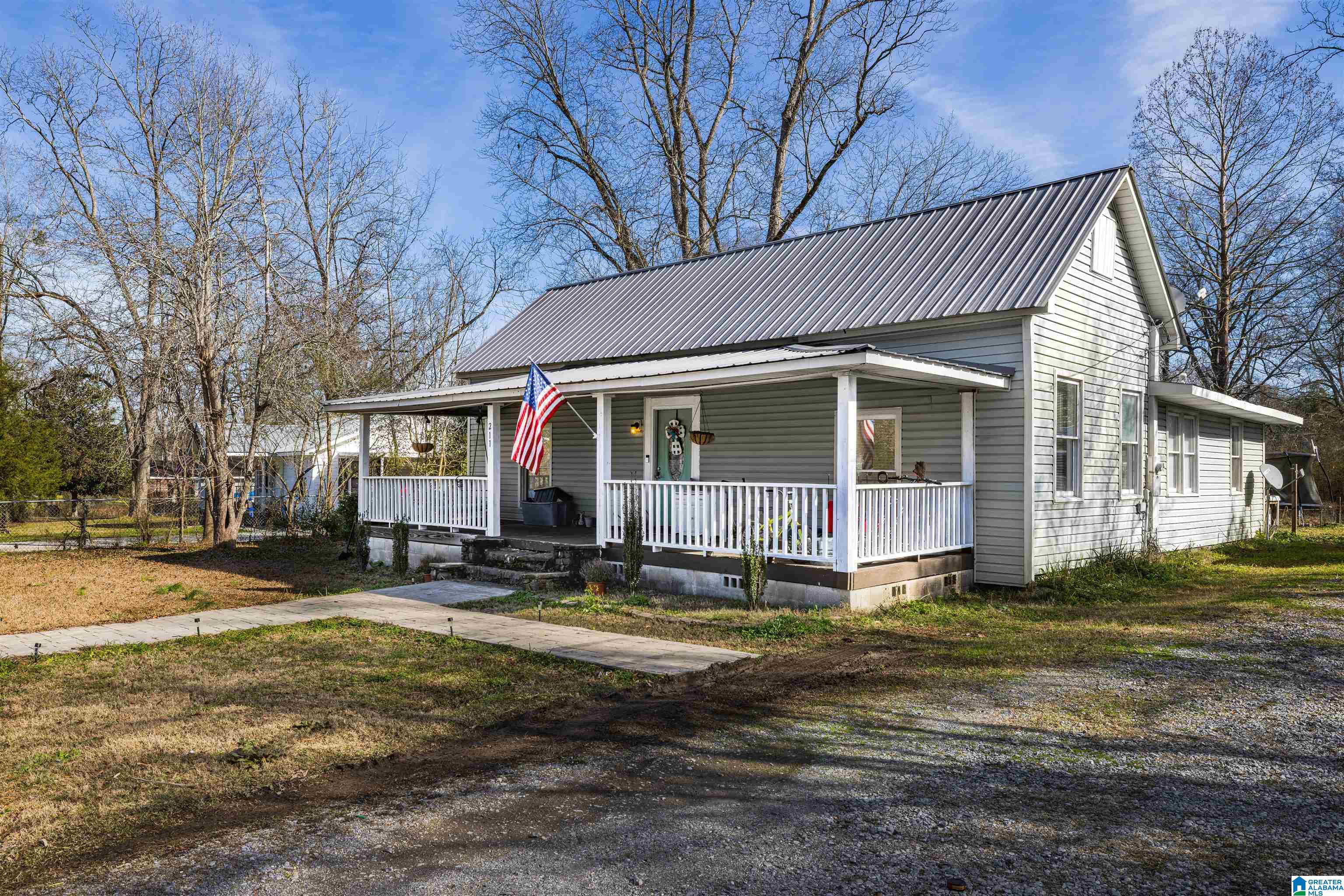 211 3rd Street North Pell City, AL 35125 - Photo 3 of 41