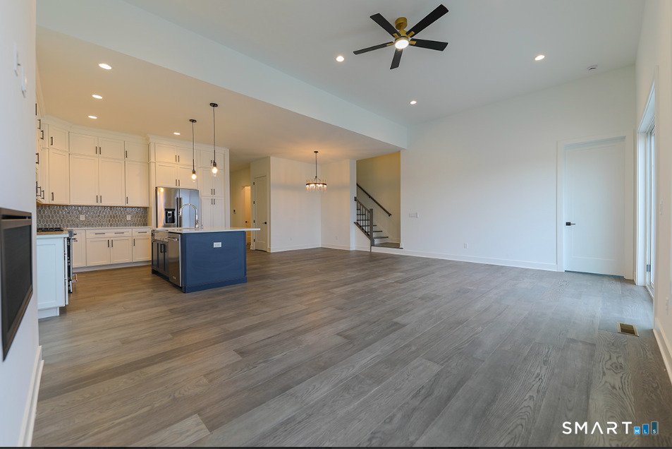 35 Lookout Ridge, Unit 35 Danbury, CT 06810 - Photo 18 of 38 a view of kitchen and windows