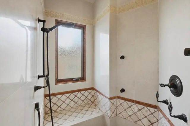 $7,400,000 | 1745 Amalfi Street, La Jolla, CA 92037