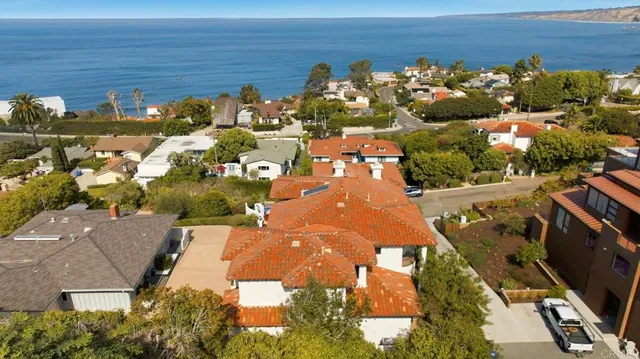 $7,400,000 | 1745 Amalfi Street, La Jolla, CA 92037