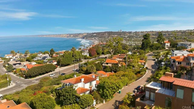 $7,400,000 | 1745 Amalfi Street, La Jolla, CA 92037