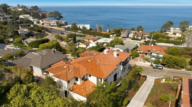 $7,400,000 | 1745 Amalfi Street, La Jolla, CA 92037