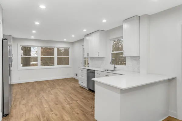 $500,000 | 1077 Century Avenue South, Maplewood, MN 55119