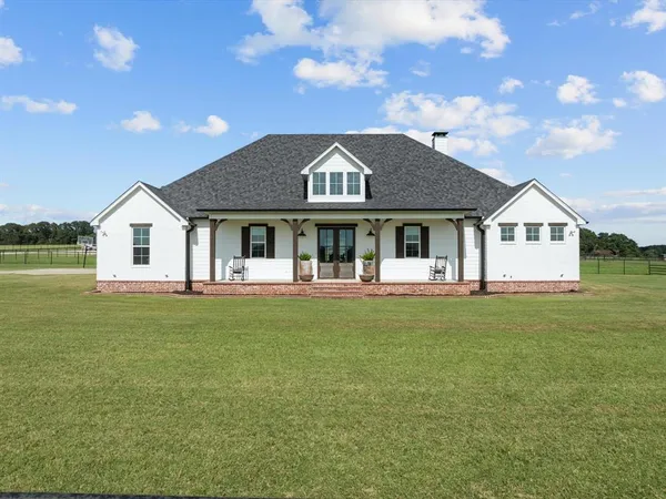 $1,170,000 | 15152 County Road 426, Lindale, TX 75771