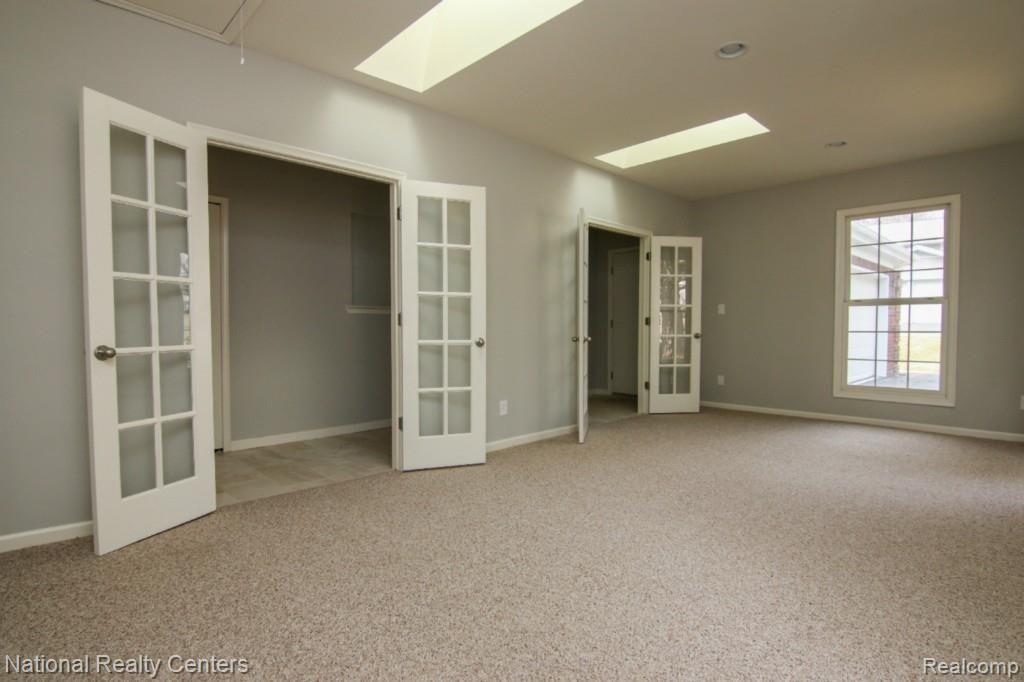 1064 Top View Road Bloomfield Hills, MI 48304 - Photo 22 of 37 web_IMG_9757.jpg