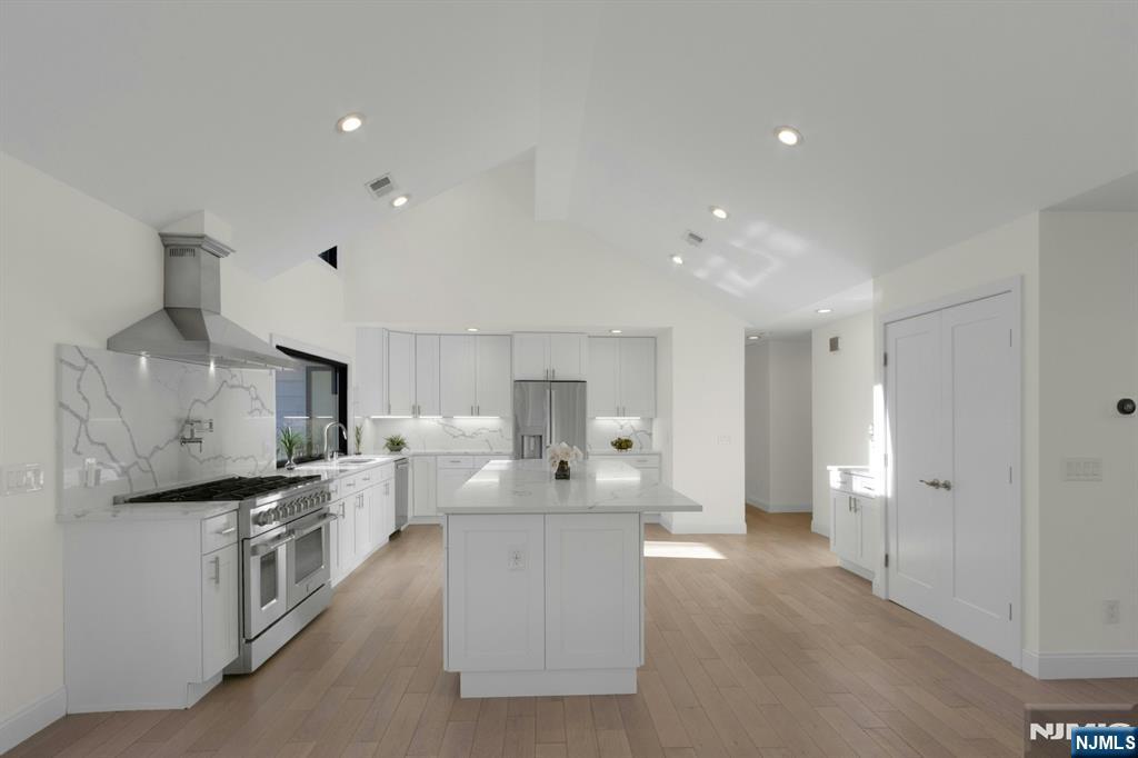 30 Sun Valley Road Ramsey, NJ 07446 - Photo 11 of 50