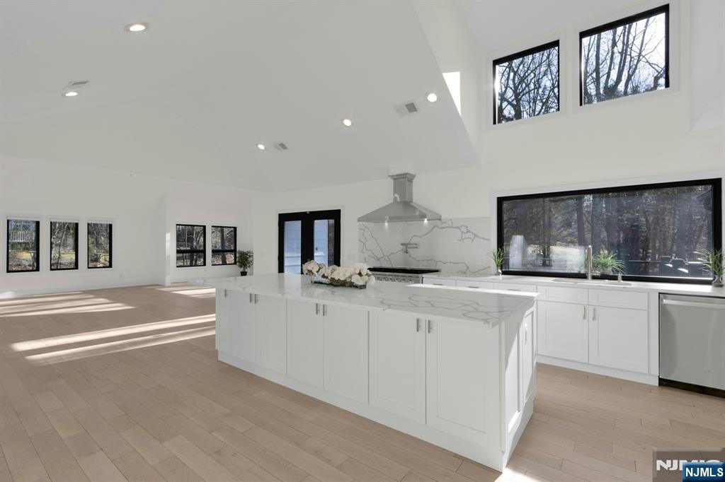 30 Sun Valley Road Ramsey, NJ 07446 - Photo 14 of 50