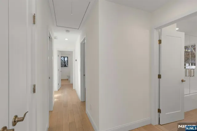 $1,900,000 | 30 Sun Valley Road, Ramsey, NJ 07446