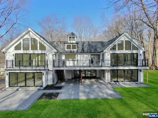 $1,900,000 | 30 Sun Valley Road, Ramsey, NJ 07446