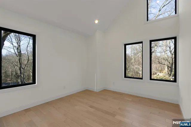 $1,900,000 | 30 Sun Valley Road, Ramsey, NJ 07446