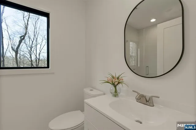 $1,900,000 | 30 Sun Valley Road, Ramsey, NJ 07446