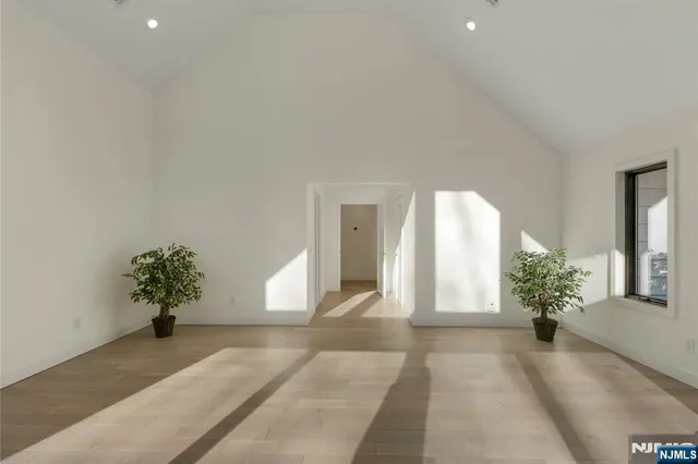 $1,900,000 | 30 Sun Valley Road, Ramsey, NJ 07446