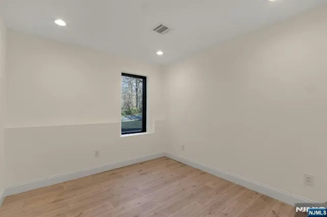 $1,900,000 | 30 Sun Valley Road, Ramsey, NJ 07446