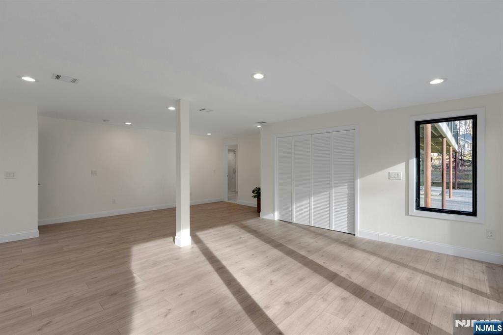 30 Sun Valley Road Ramsey, NJ 07446 - Photo 43 of 50