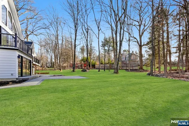 $1,900,000 | 30 Sun Valley Road, Ramsey, NJ 07446