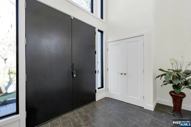 $1,900,000 | 30 Sun Valley Road, Ramsey, NJ 07446