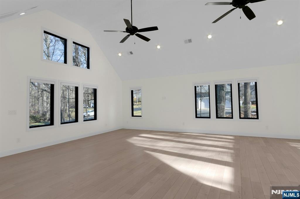 30 Sun Valley Road Ramsey, NJ 07446 - Photo 8 of 50