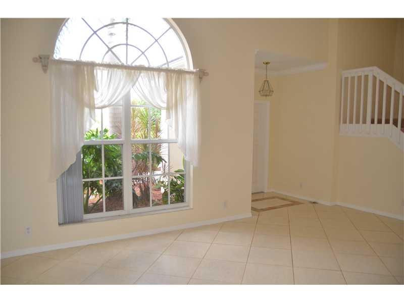 10984 La Salinas Circle Boca Raton, FL 33428 - Photo 14 of 29 Living Room