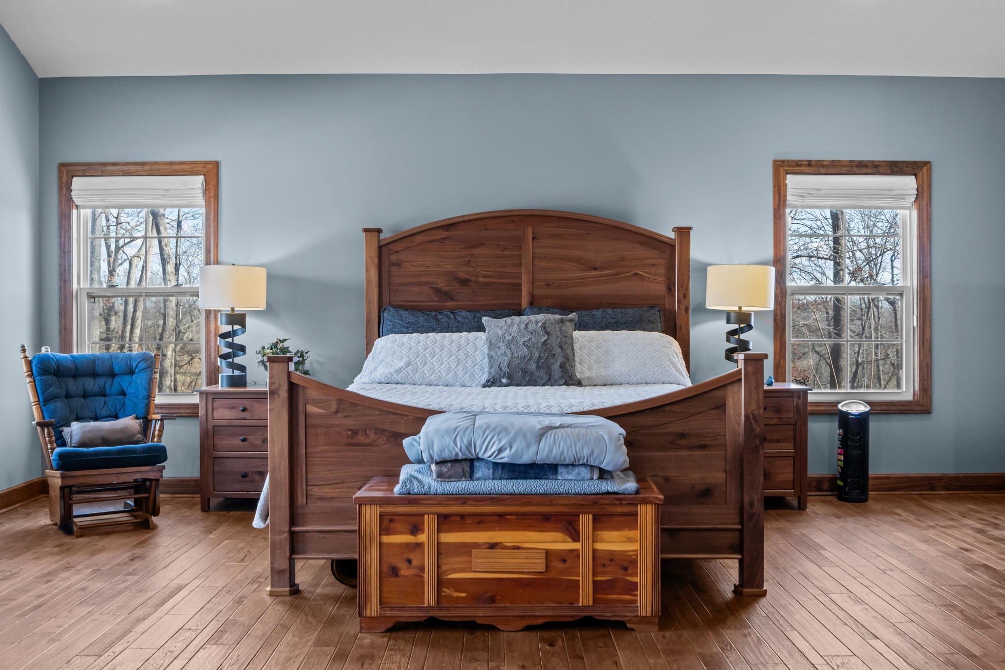 1816 McKelvy Road Camden, TN 38320 - Photo 28 of 100 a living room with furniture and a window