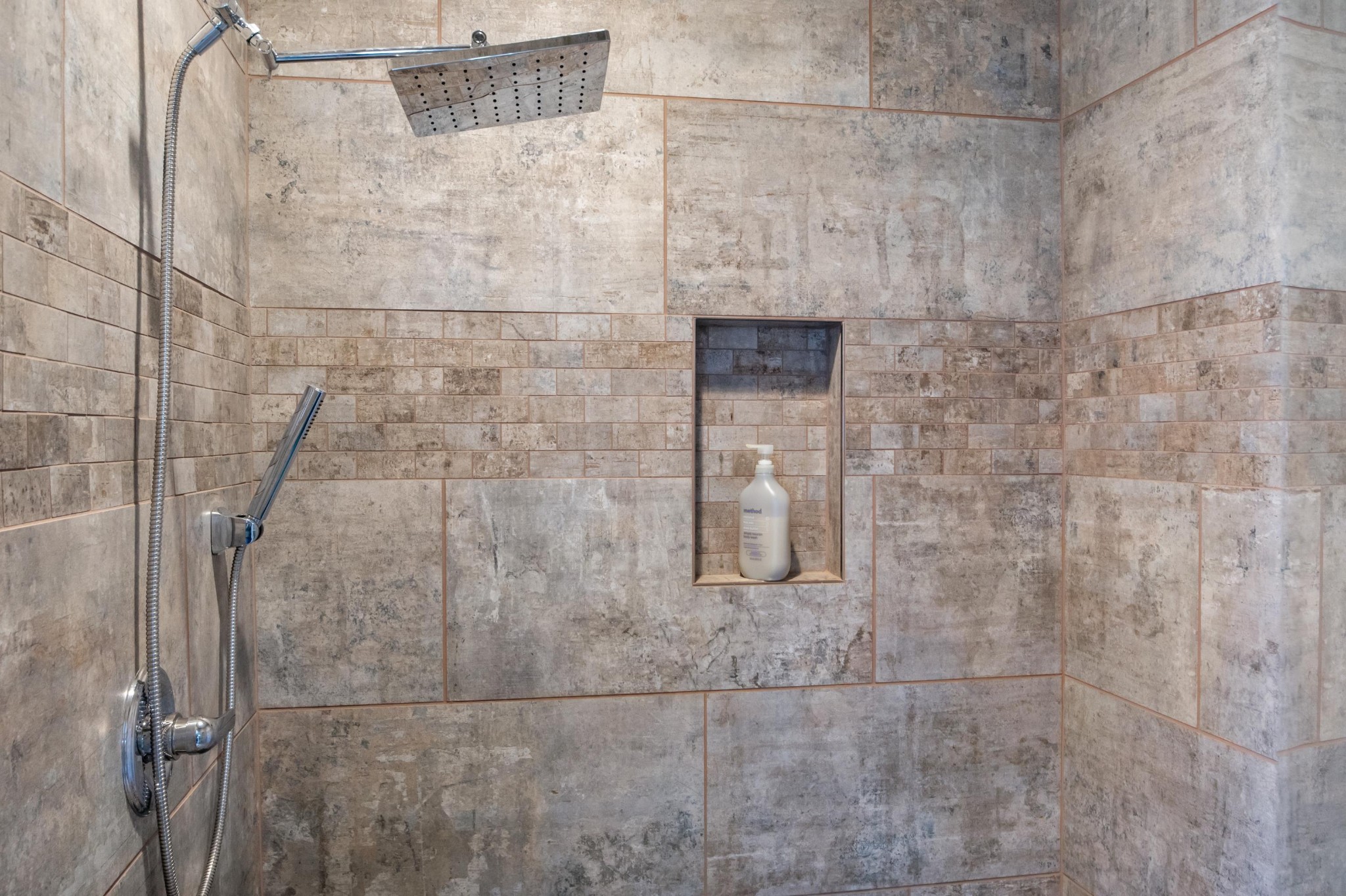 1816 McKelvy Road Camden, TN 38320 - Photo 34 of 100 a bathroom with a shower