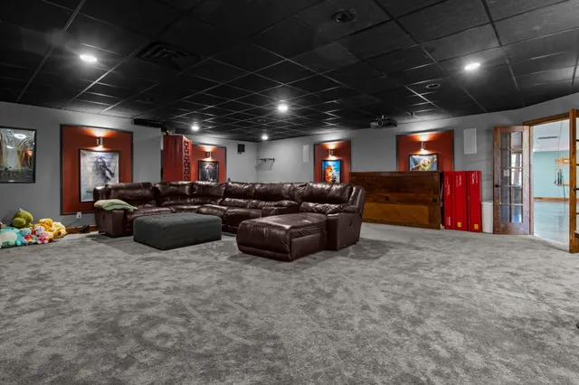 $839,000 | 1816 McKelvy Road, Camden, TN 38320