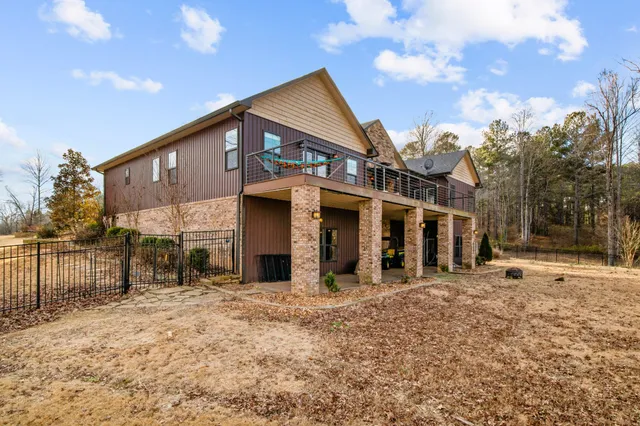 $839,000 | 1816 McKelvy Road, Camden, TN 38320