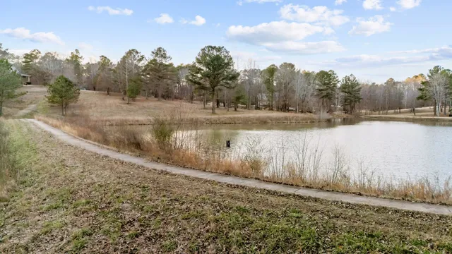 $839,000 | 1816 McKelvy Road, Camden, TN 38320