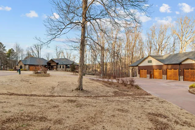 $839,000 | 1816 McKelvy Road, Camden, TN 38320