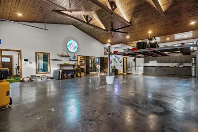 $839,000 | 1816 McKelvy Road, Camden, TN 38320