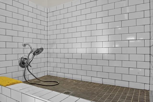 $839,000 | 1816 McKelvy Road, Camden, TN 38320