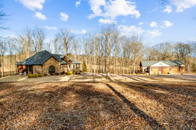 $839,000 | 1816 McKelvy Road, Camden, TN 38320