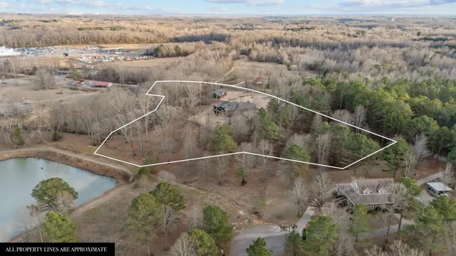 $839,000 | 1816 McKelvy Road, Camden, TN 38320