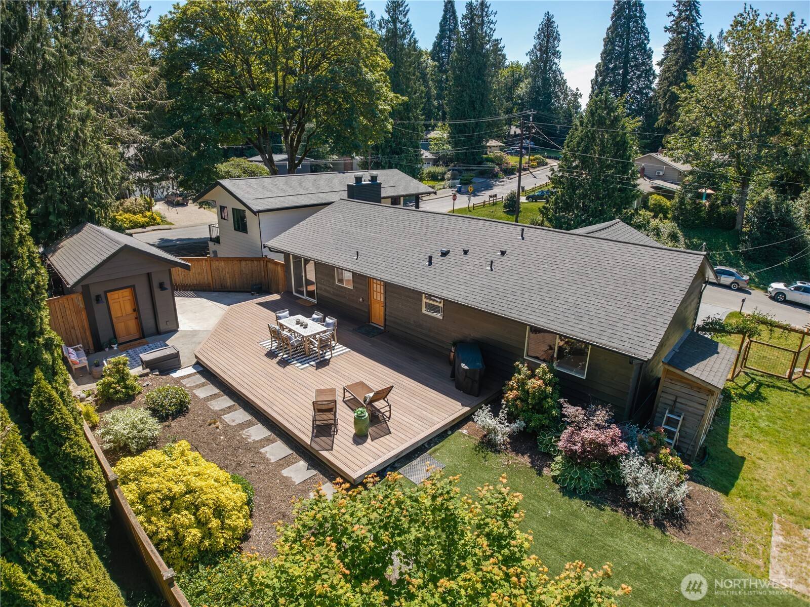 19927 89th Place West Edmonds, WA 98026 - Photo 32 of 33