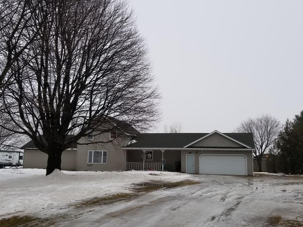 6077 Maplewood Road Sturgeon Bay, WI 54235 - Photo 1 of 1 Main View