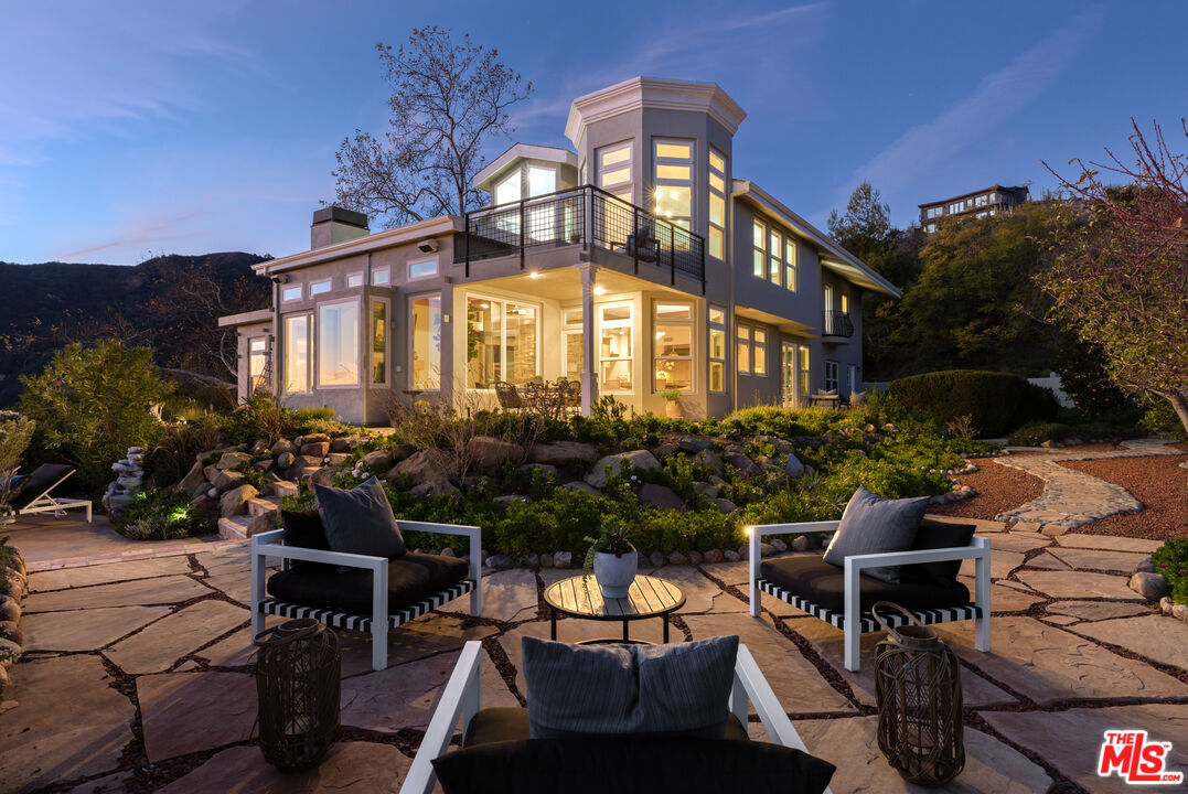 401 Moonrise Drive Malibu, CA 90265 - Photo 47 of 47