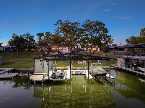 $3,335,000 | 1836 Bluebonnet Lane, Kingsland, TX 78639