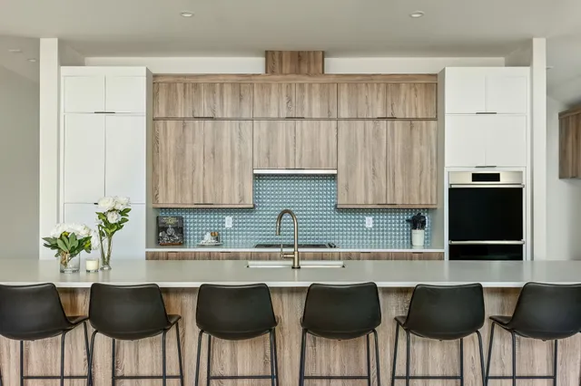 $3,335,000 | 1836 Bluebonnet Lane, Kingsland, TX 78639