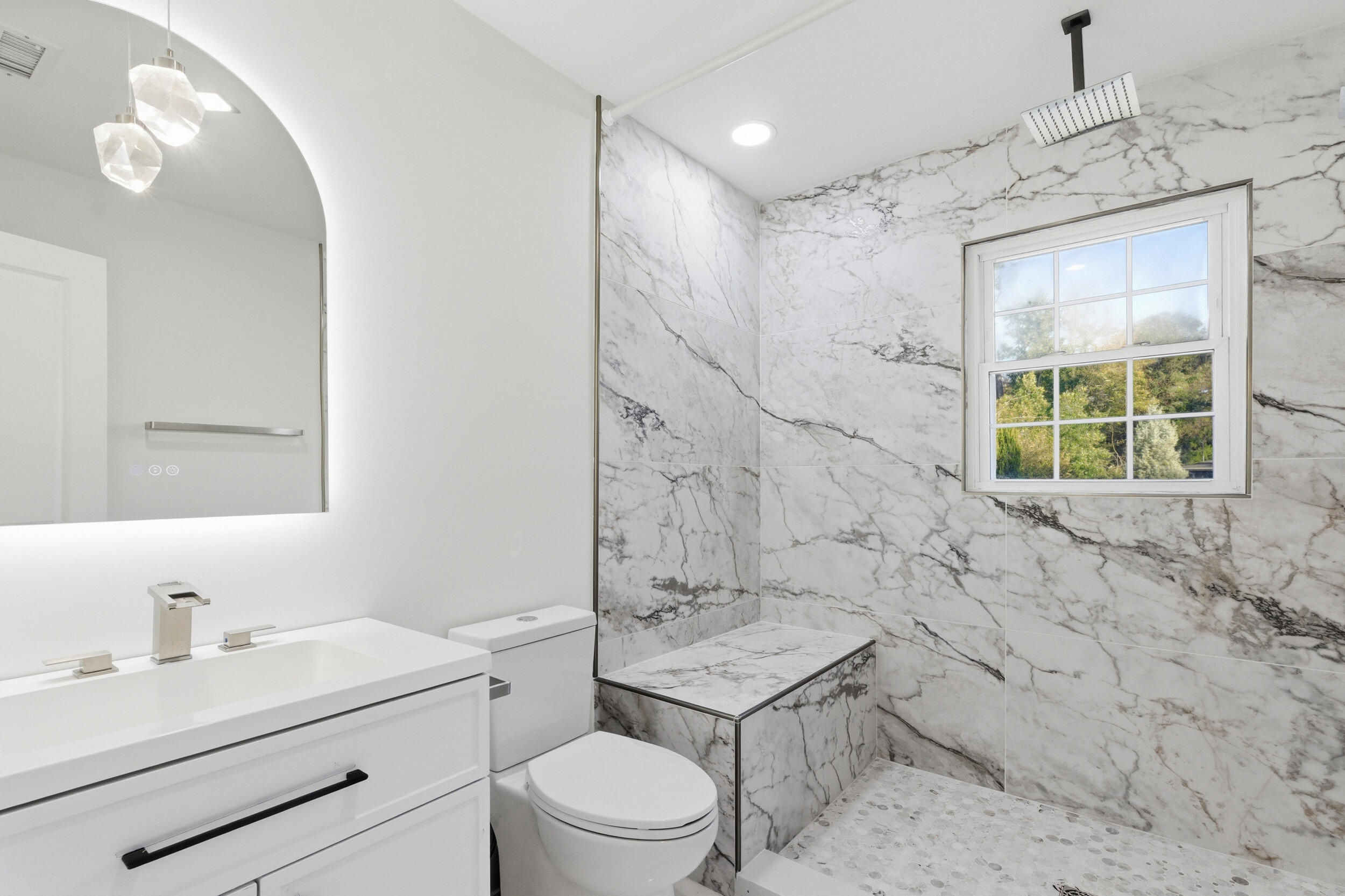 1260 Robin Road Mount Pleasant, SC 29464 - Photo 15 of 21 Bathroom 2