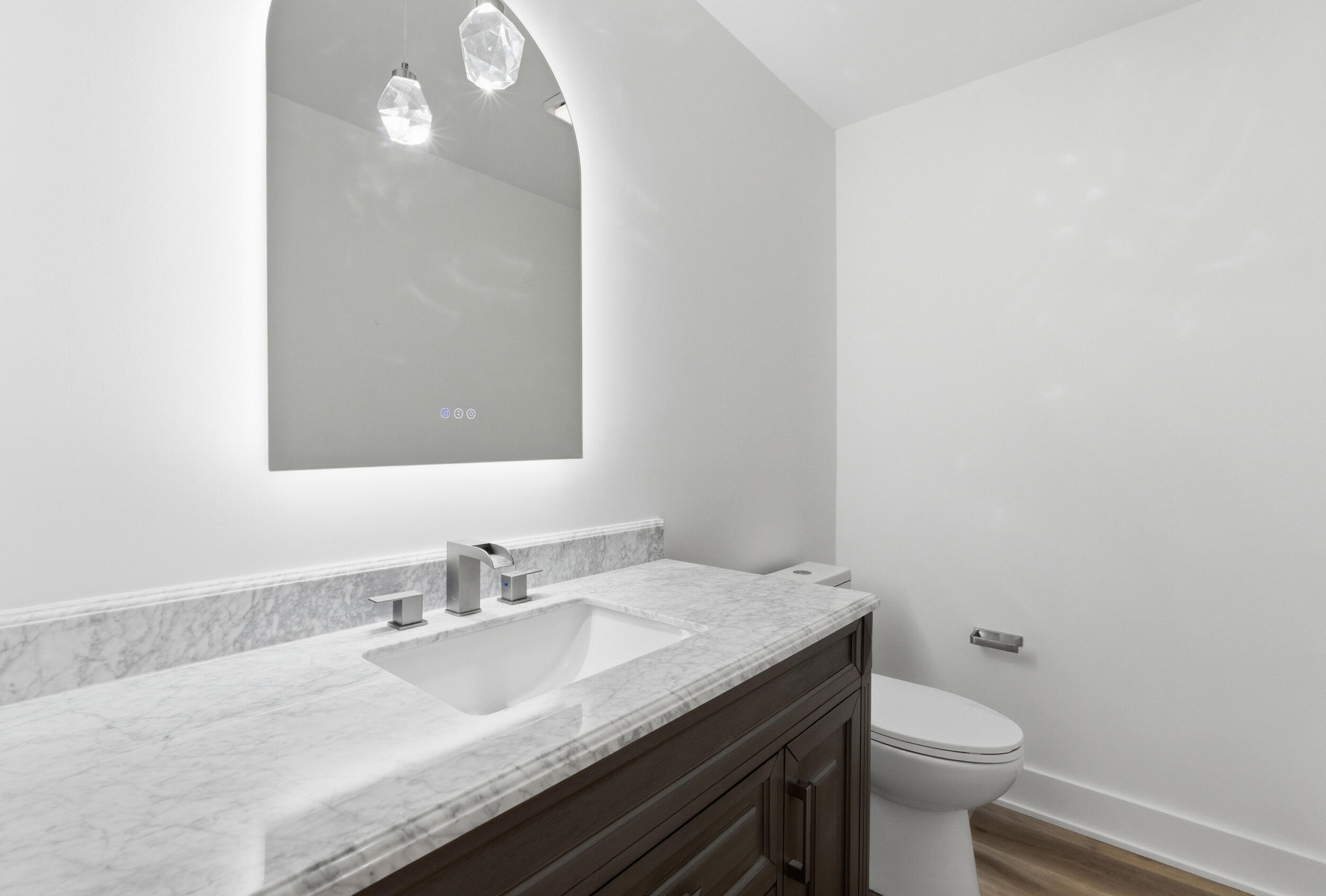 1260 Robin Road Mount Pleasant, SC 29464 - Photo 19 of 21 Half Bath