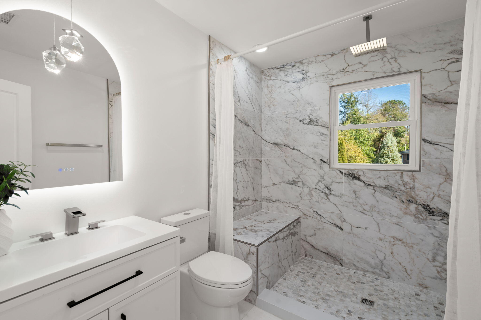 1260 Robin Road Mount Pleasant, SC 29464 - Photo 27 of 35 Bathroom 3