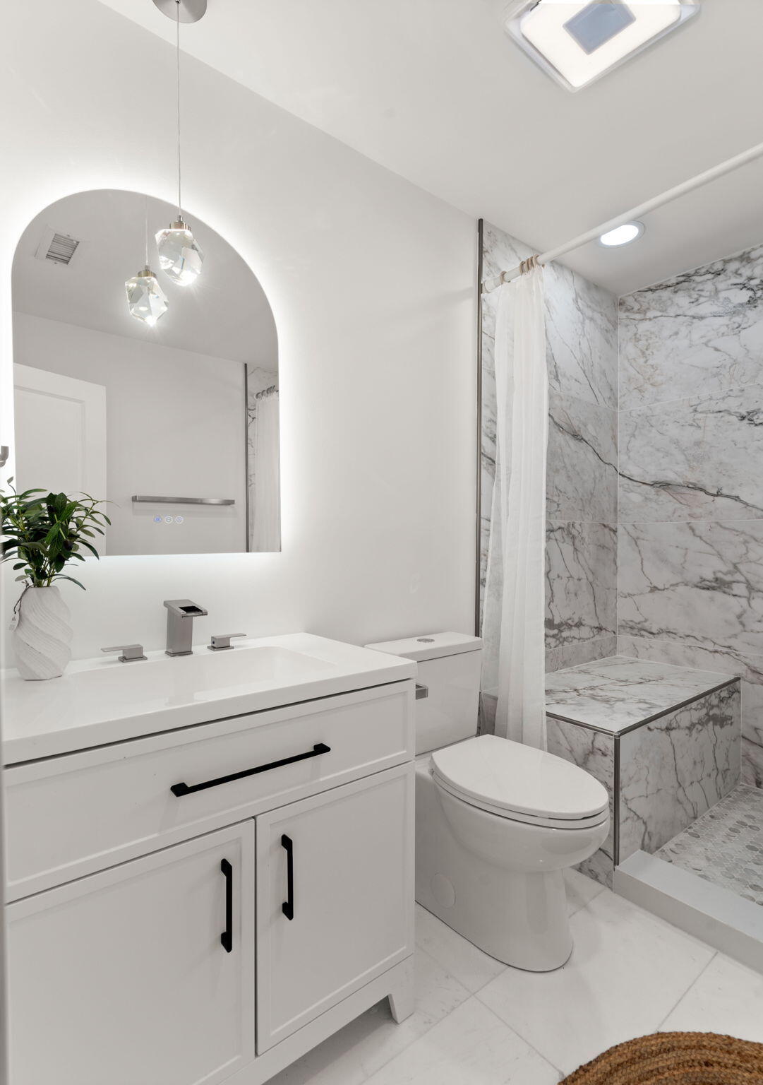 1260 Robin Road Mount Pleasant, SC 29464 - Photo 28 of 35 Bathroom 3