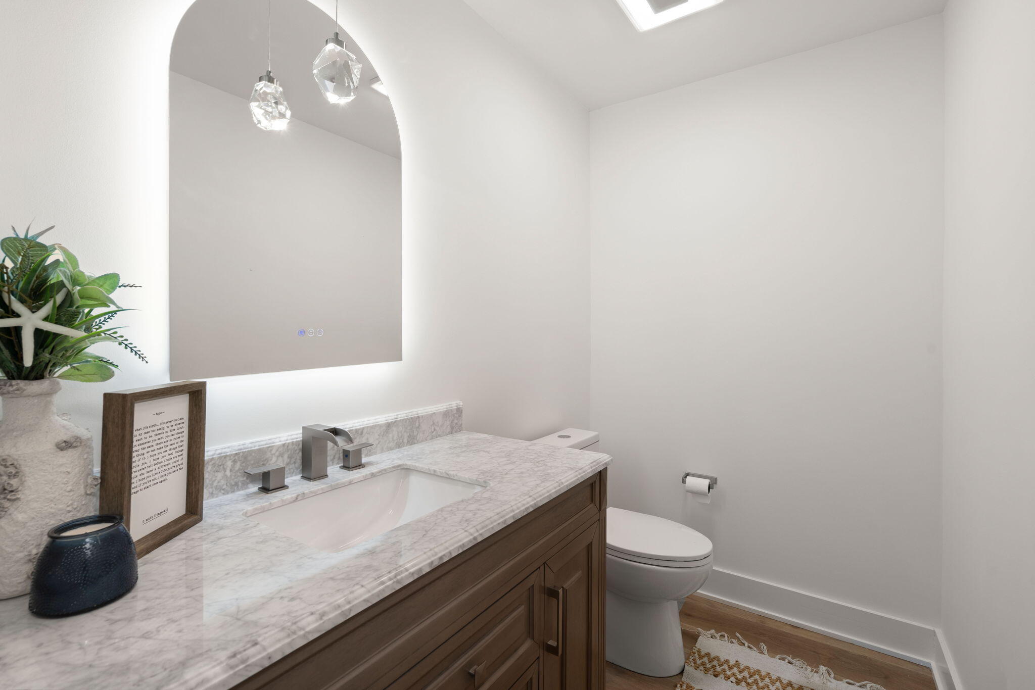 1260 Robin Road Mount Pleasant, SC 29464 - Photo 30 of 35 Half Bath