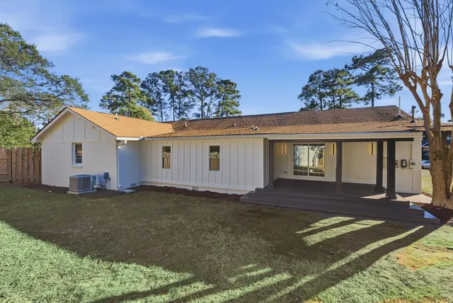 $1,180,000 | 1260 Robin Road, Mount Pleasant, SC 29464