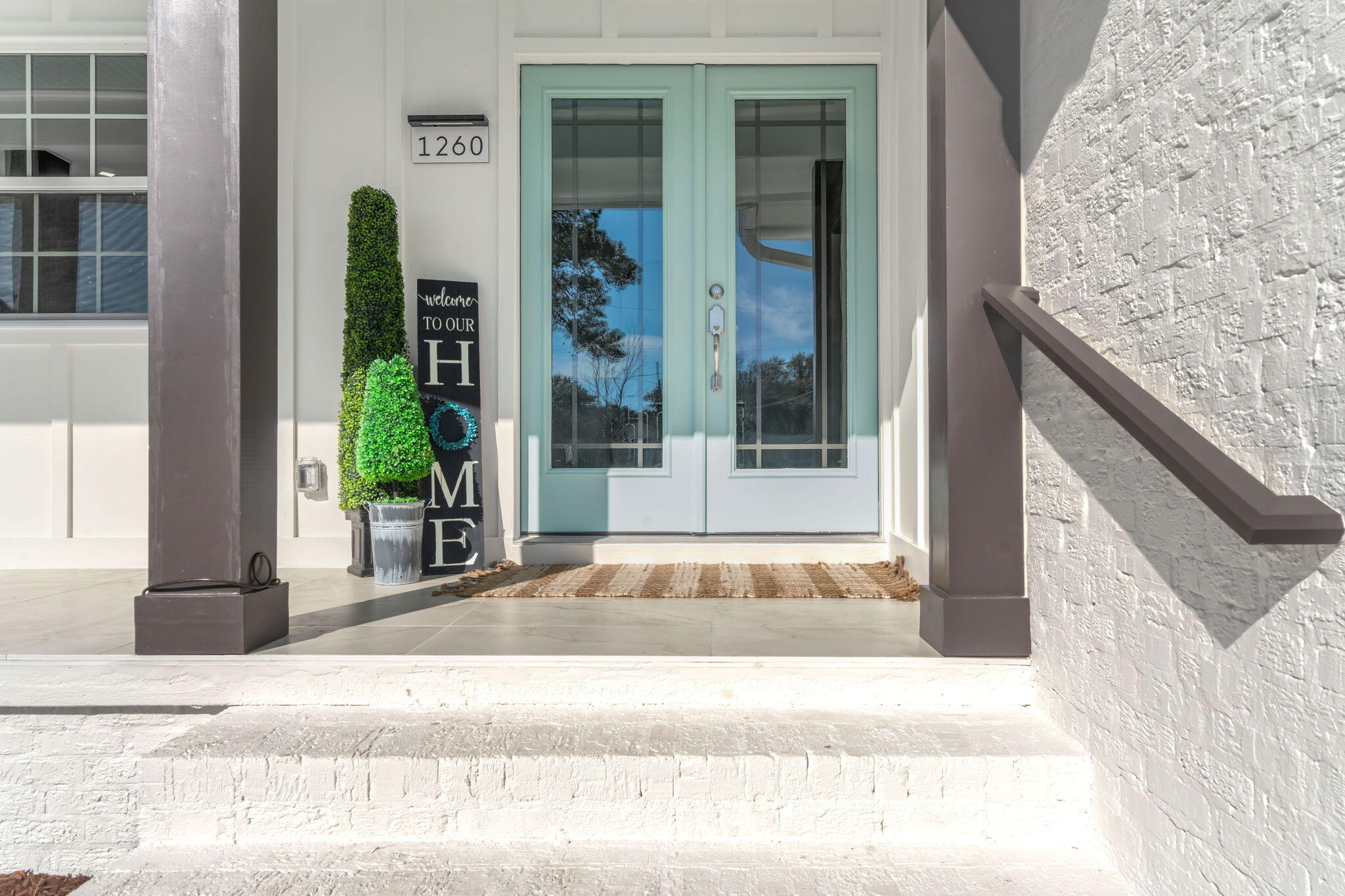 1260 Robin Road Mount Pleasant, SC 29464 - Photo 7 of 35 Front Entrance