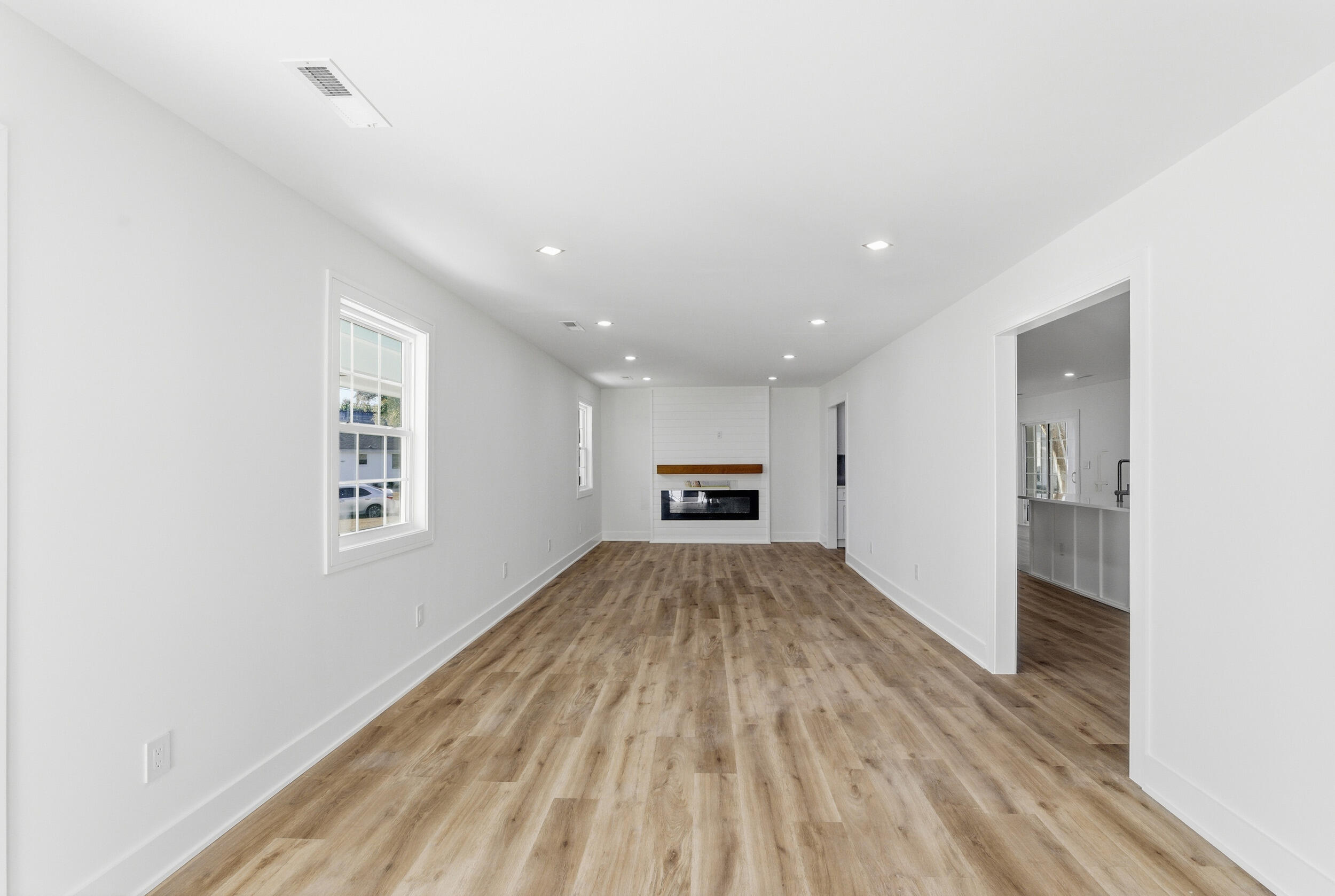 1260 Robin Road Mount Pleasant, SC 29464 - Photo 10 of 21 Electric Fireplace