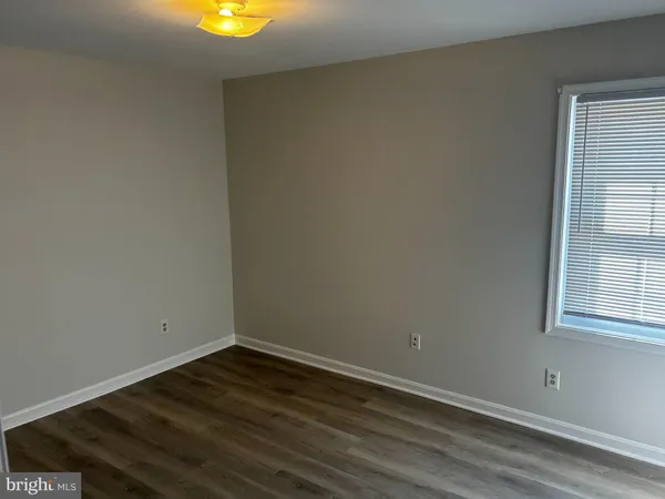 $2,400 | 907 Eastern View Drive, Fredericksburg, VA 22405